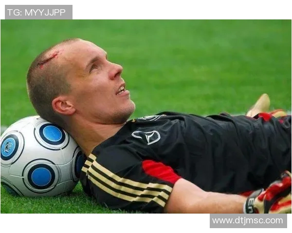 天下足球特别盘点曾因犯罪丑闻而备受争议的十大足坛巨星故事 天下足球特别盘点曾因犯罪丑闻而备受争议的十大足坛巨星故事