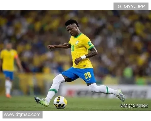 足球巨星无奈时刻：梦想与现实之间的挣扎与坚持